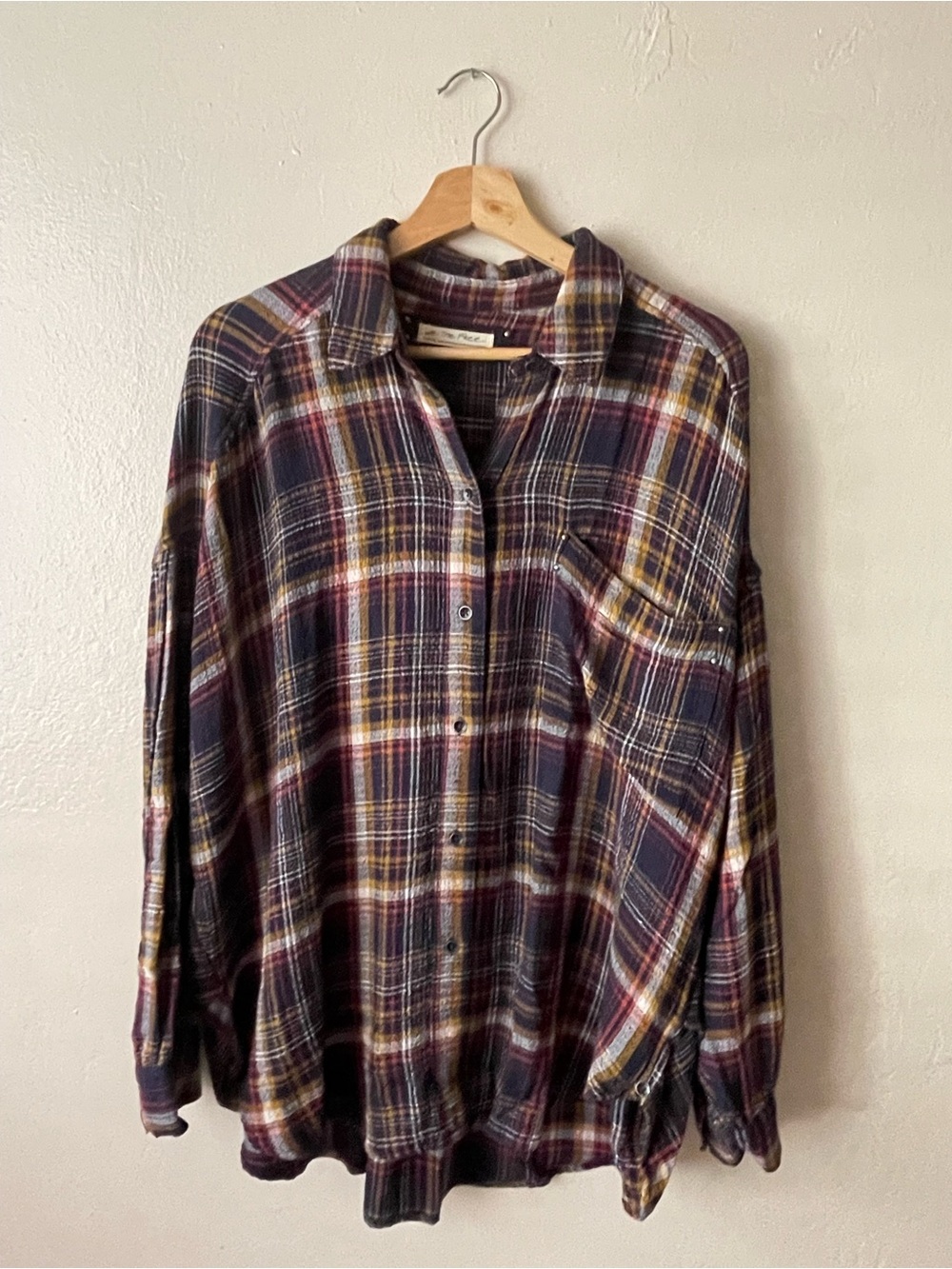 We the Free Oversized navy plaid flannel lbutton down shirts